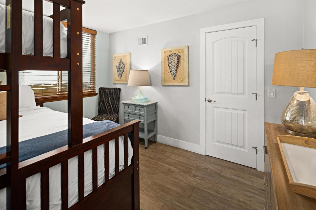 Stunning Beach Home - Large Patio, Parking, Ac & Dog Friendly! San Diego Bagian luar foto